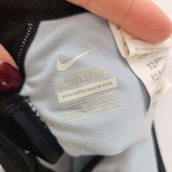 Nike Black One-Piece Swimsuit Swim Suit Bathing Suit Swimming Athletic 6 (32) - Picture 5 of 7